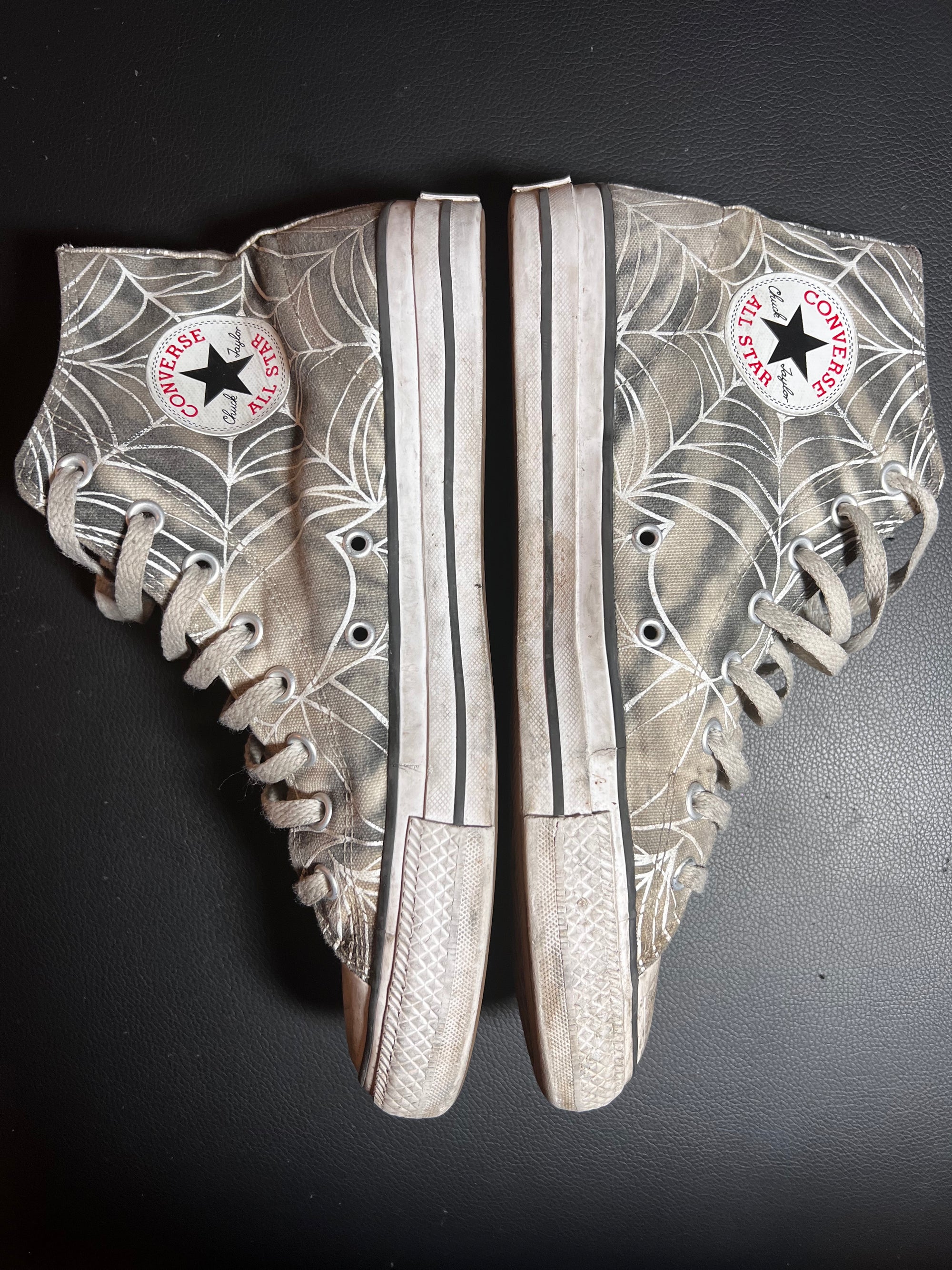 Maty - Stage Worn Acid Wash Converse